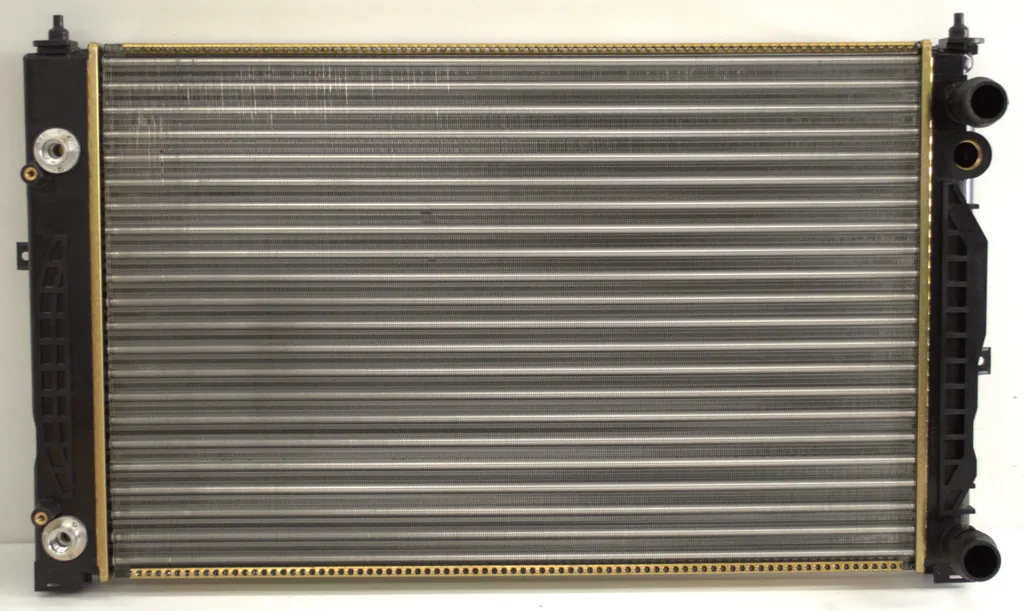 Stop surchauffe : Radiateur NRF 529504A pour Audi A4 A6 et VW Passat fiable