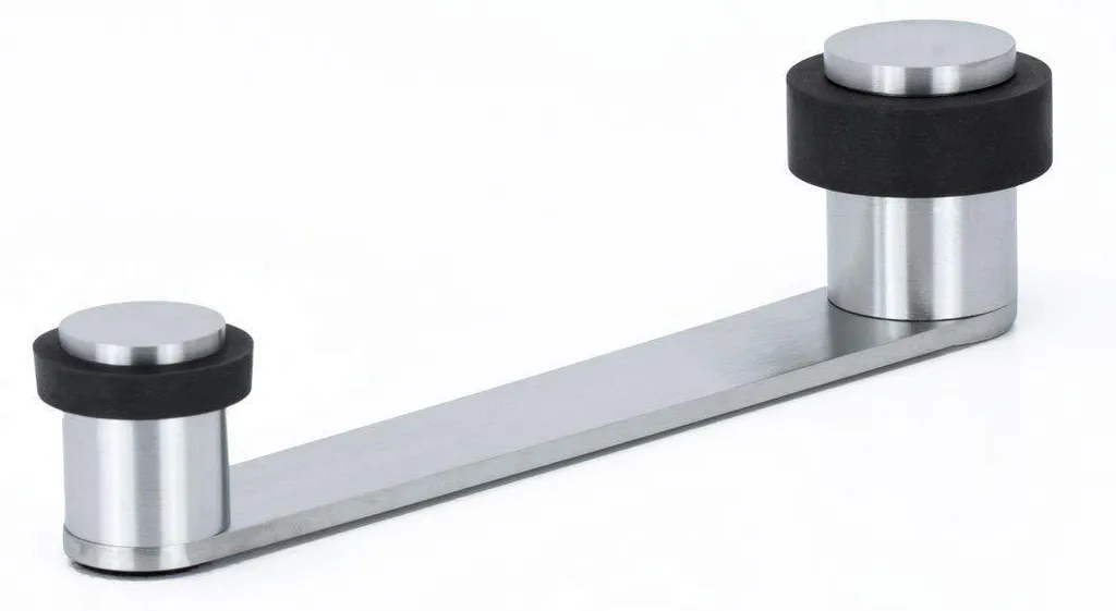 Évitez les chocs de porte avec ce butoir pivotant inox 100 mm mat