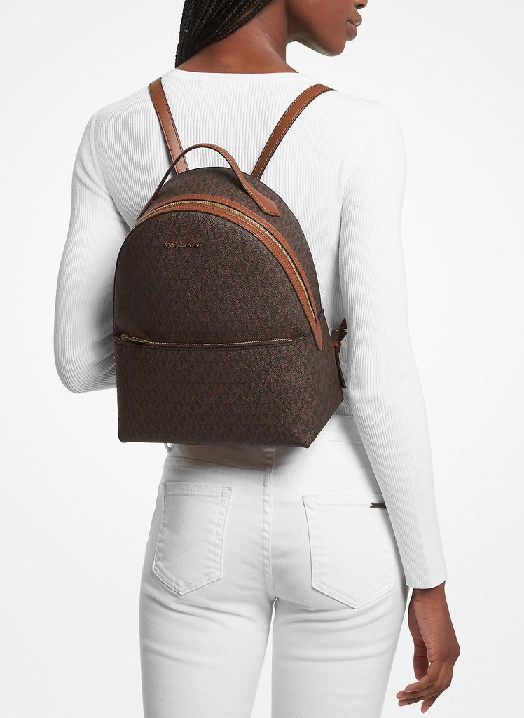 Michael Kors Sheila Braun 30 x 24 x 14 cm Produktbild 