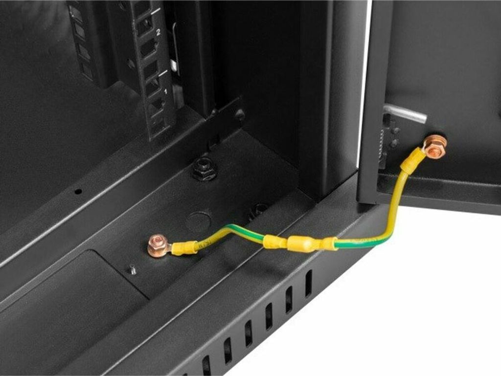 Lanberg | Rack cabinet 19" free-standing 42U/600x600 (flat pack) with mesh door