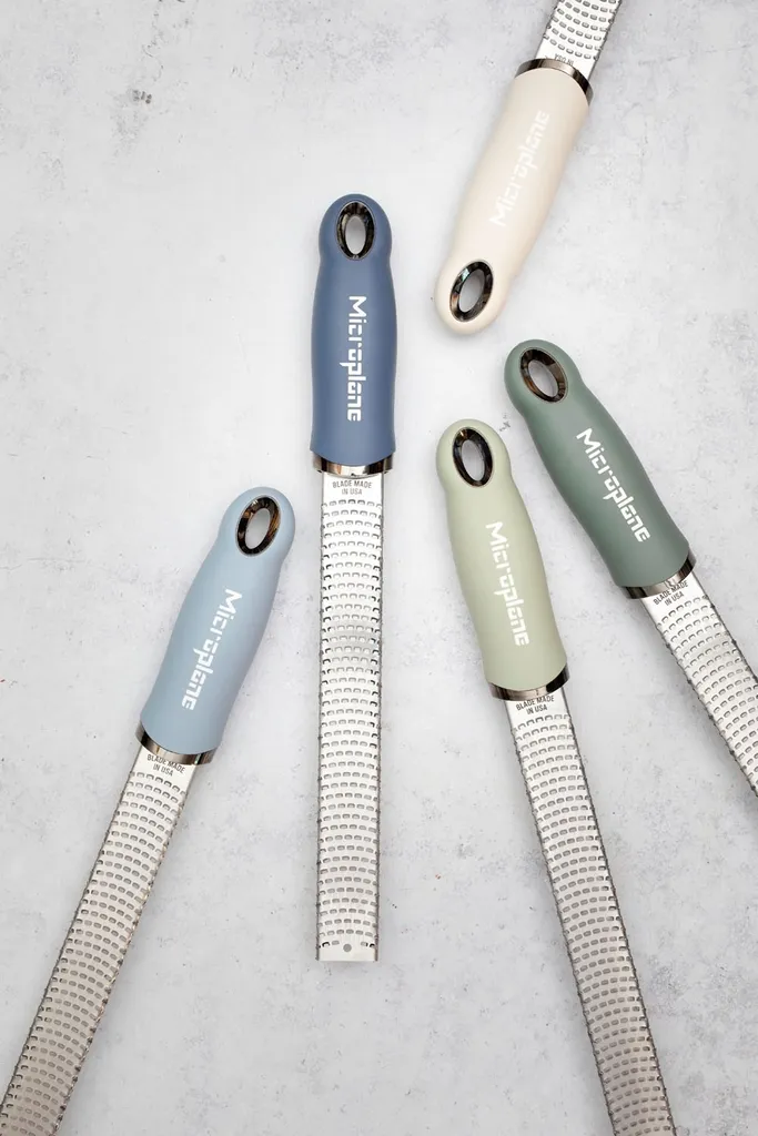 Grattugia Zester Microplane Acciaio Inox Professionale per Limone e Formaggio - 9