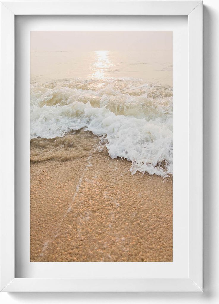 Wasserwellen am Strand in Sepia– Wandbild mit Rahmen – Gerahmtes Bild – Wanddekoration – 20x30 cm – Weiß
