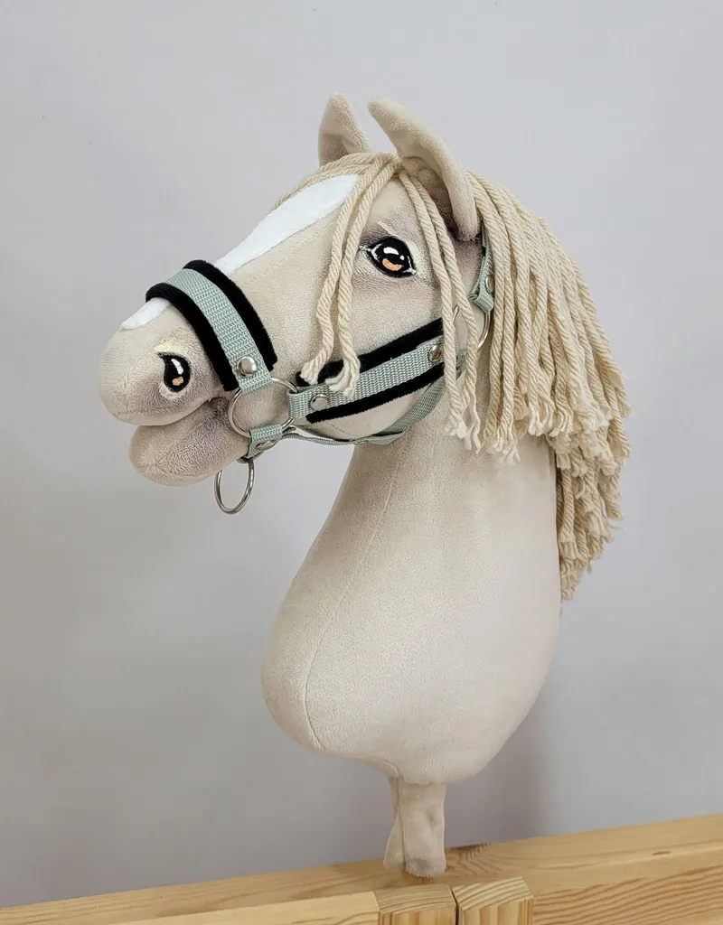 Cavezza Luxury Hobby Horse A3 Salvia & Black Fur | Edizione Limitata