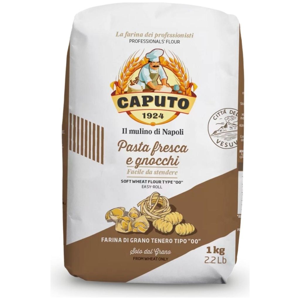 A bag of flour for making pasta and gnocchi.