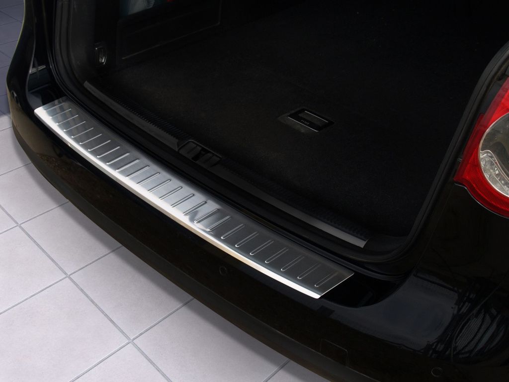 Schutzleiste für die Kofferraumkante VW Passat B6 2005-2010 (Kombi, matt)