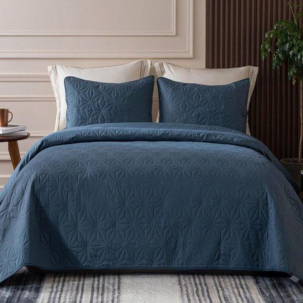 Famanu Sprei 240x260 cm marineblau, Mikrofaser mit geometrischem Muster