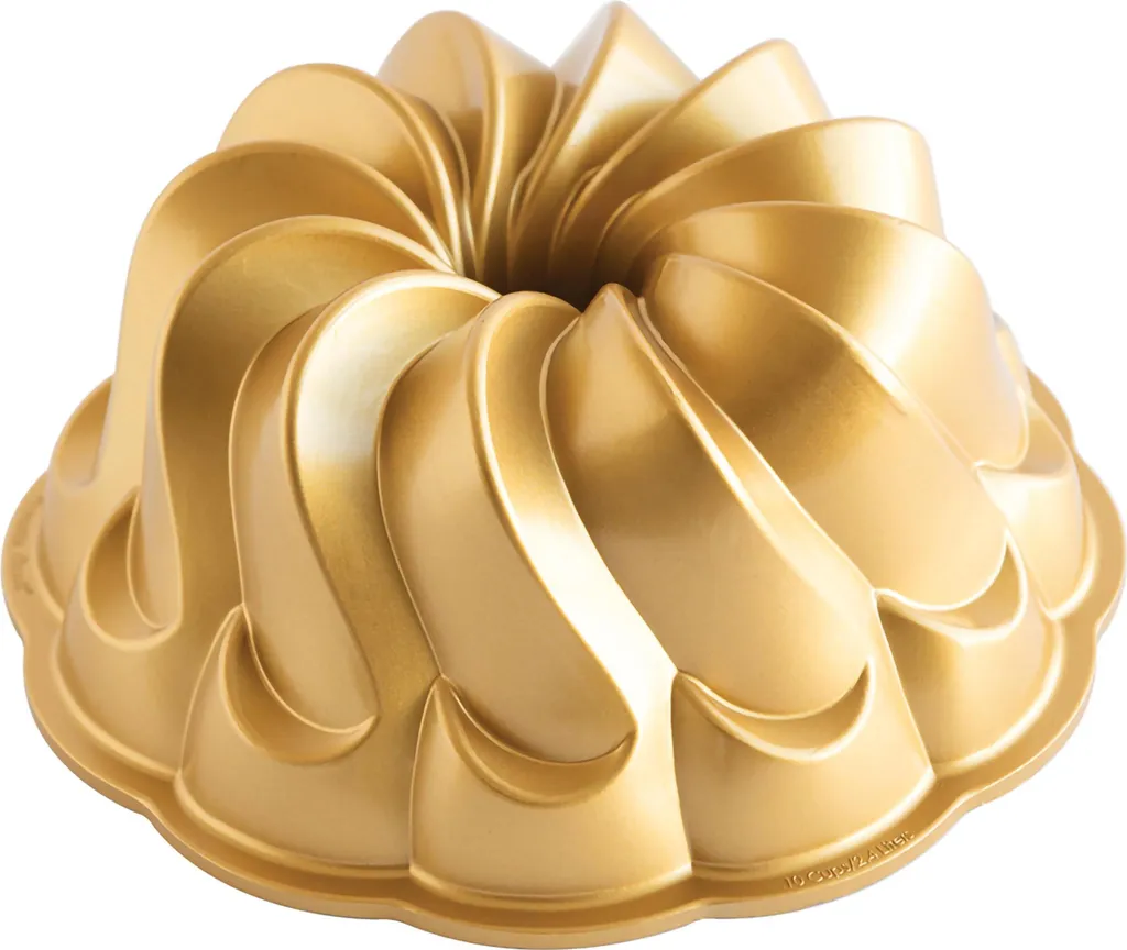 Nordic Ware Pirouette Bundt Pan: Lo Stampo Oro per Torte da Instagram