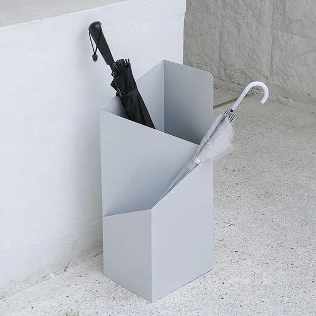 Porte-parapluie design en métal blanc rectangulaire avec bac d'eau