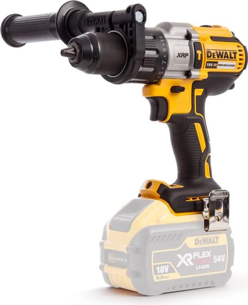 Perceuse à percussion 18V DEWALT DCD996N performante en milieu sombre