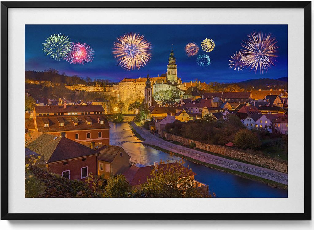 Feuerwerk in Krumau (Tschechische Republik)– Wandbild mit Rahmen – Gerahmtes Bild – Wanddekoration – 100x70 cm – Schwarz Rahmen
