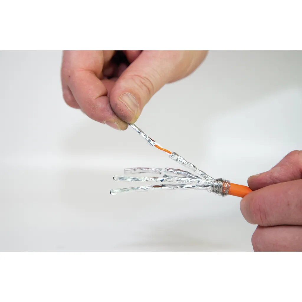 Dénudeur de câble 714C NWS avec réglage micrométrique et coupe nette