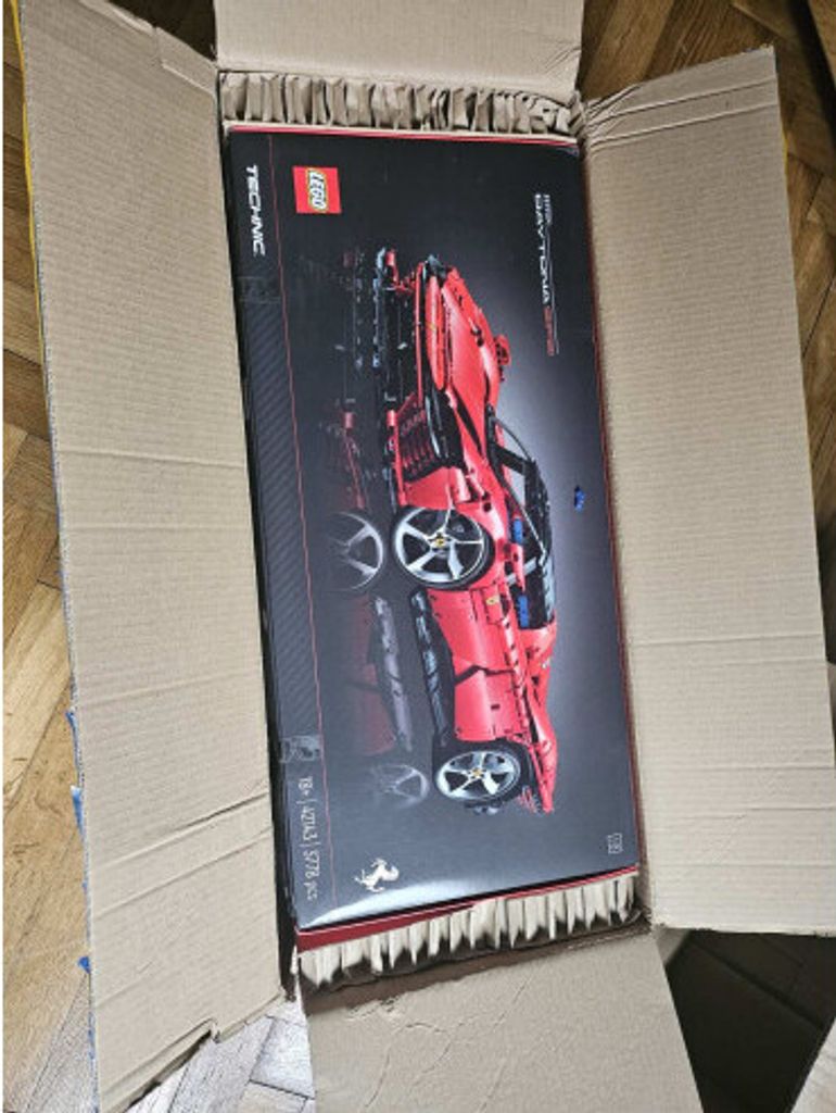 LEGO® Technic 42143 Ferrari Daytona SP3 Obrázok produktu 12