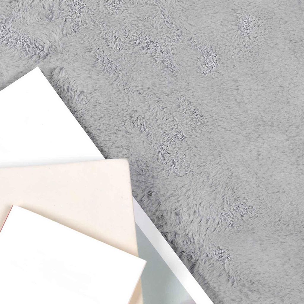 Langlebige Kunstfell Hasen Teppich Olite Grau 100 x 200cm Polyester - Möbel833404 - Designerteppiche