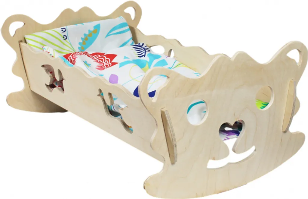 Berceau de poupée sculpté en bois naturel avec literie complète Pologne