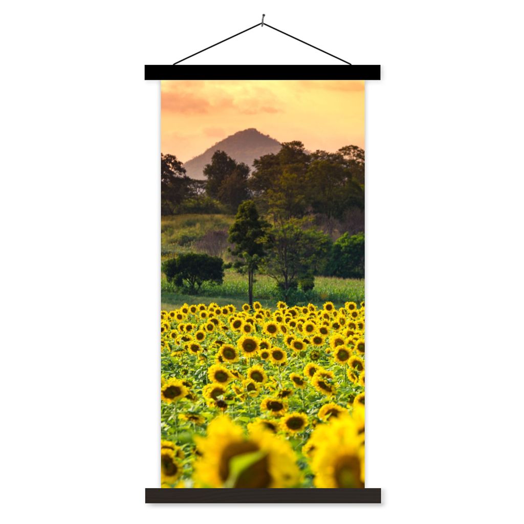 MuchoWow Textilposter Sonnenblume - Natur - Berg 40x80 cm mit schwarzem Rahmen - Wandemalerei
