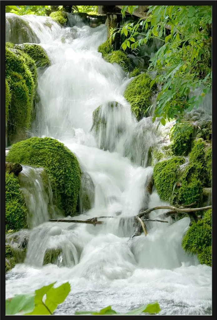 Affiche Feng Shui Cascades avec Vitre Acrylique et Cadre Noir Shinsuke