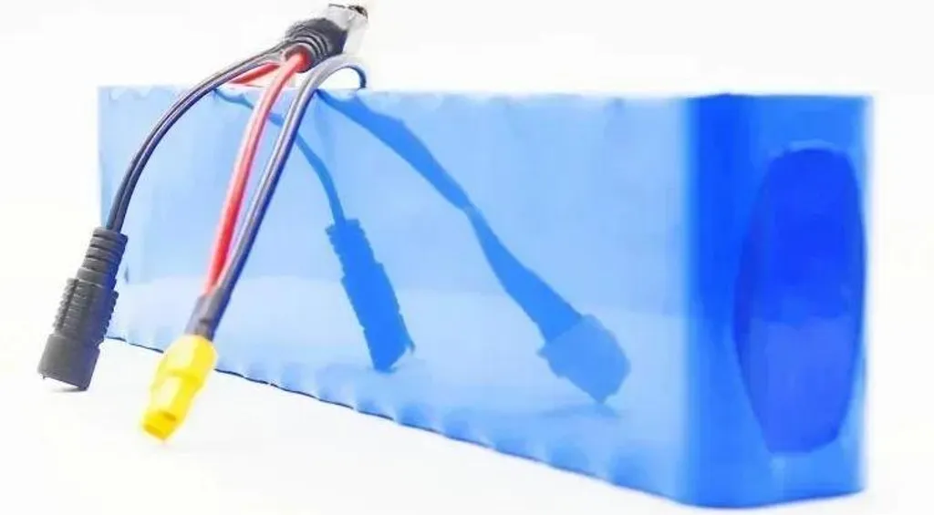 Analisi Batteria Litio 48V 30Ah 13S2P per E-mobility 1000W