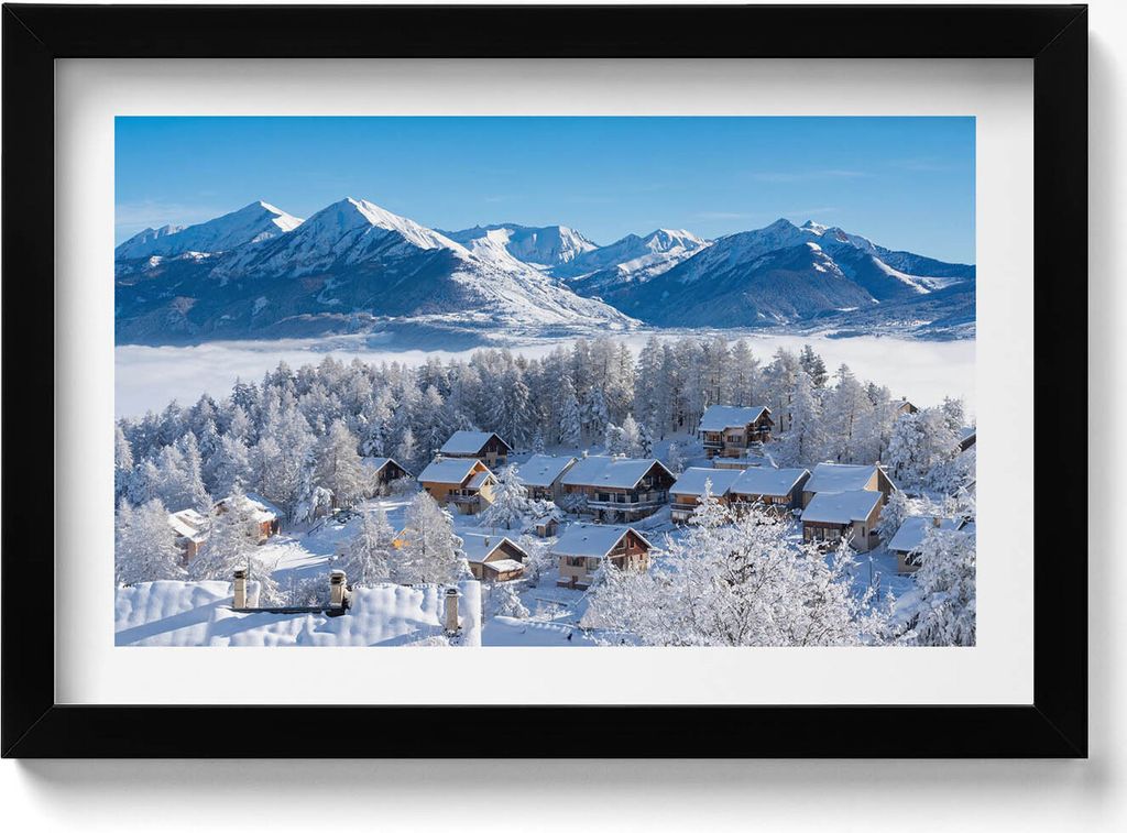 Leichter Schnee in den Alpen– Wandbild mit Rahmen – Gerahmtes Bild – Wanddekoration – 30x20 cm – Schwarz Rahmen