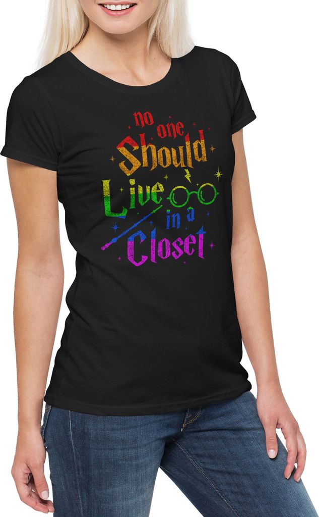 Urban Backwoods No One Should Live In A Closet, Damen T-Shirt, Farbe: Schwarz, Größe: 3XL
