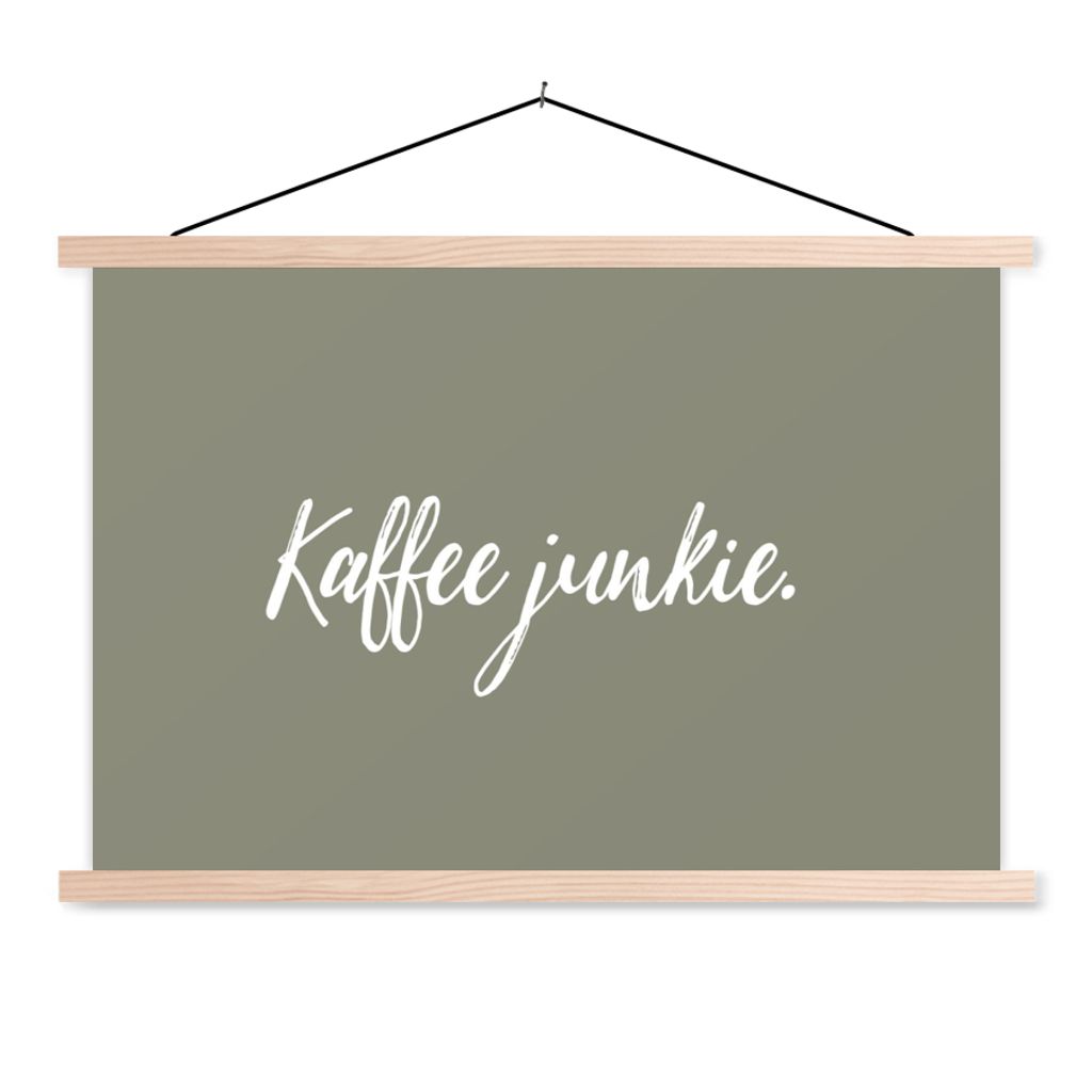 MuchoWow Textilposter Sprichwörter - Kaffee Junkie - Kaffee - Zitate 60x40 cm mit holzfarbenen Rahmen - Bilder