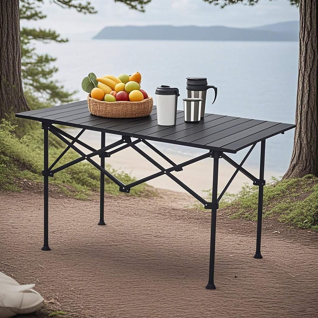 Klappbarer Campingtisch aus Stahl mit Tragetasche