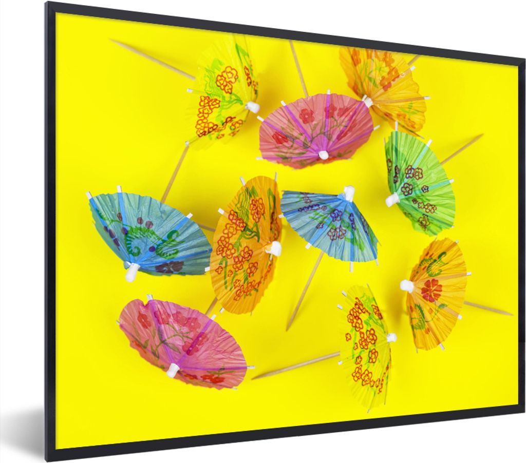 MuchoWow MuchoWow Gerahmtes Poster Sonnenschirme auf Gelb 80x60 cm - Poster mit zchwarzem Bilderrahmen - Schwarzem - Mit Gestell