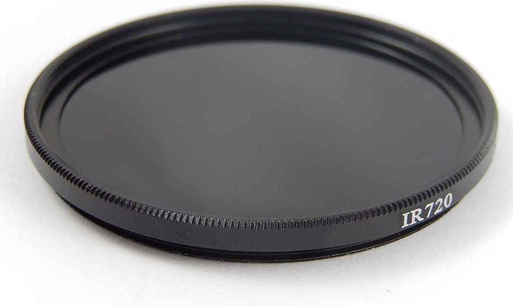 vhbw Universal Infrarot Filter 720nm für Kamera Objektive mit 67mm Filtergewinde - Zirkularer IR-Filter, Schwarz