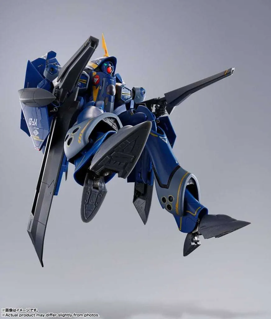 Figurine Transformable YF-21 Macross Plus DX Chogokin Guld Goa Bowman