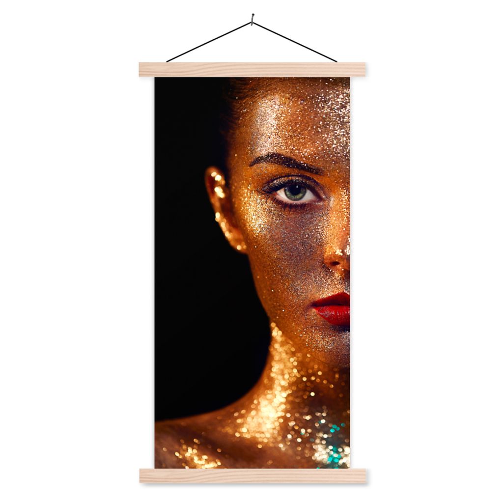 MuchoWow Textilposter Make-up - Gold - Frau - Luxus - Glitzer - Kunst 60x120 cm mit holzfarbenen Rahmen - Holz