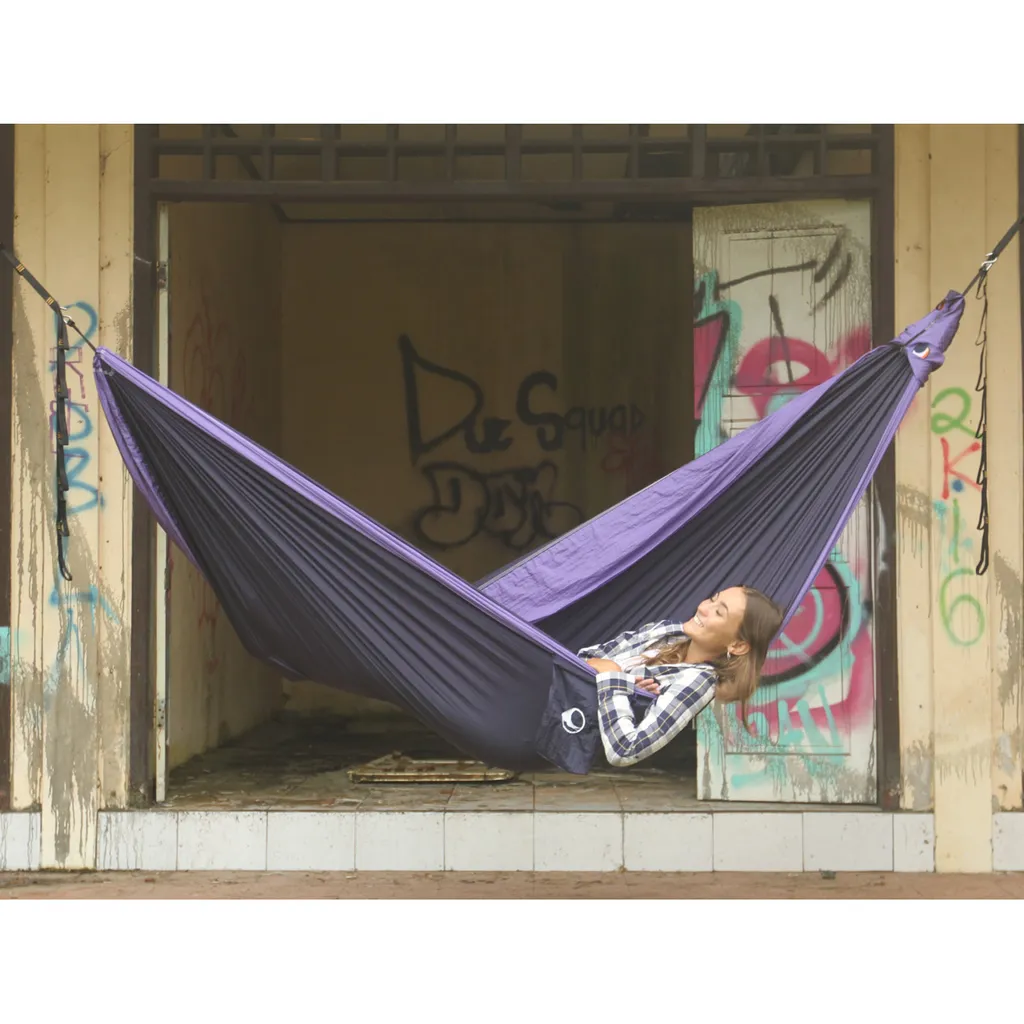 Amaca Originale TTTM Blu Navy a Quadri - Eleganza e Comfort in Giardino