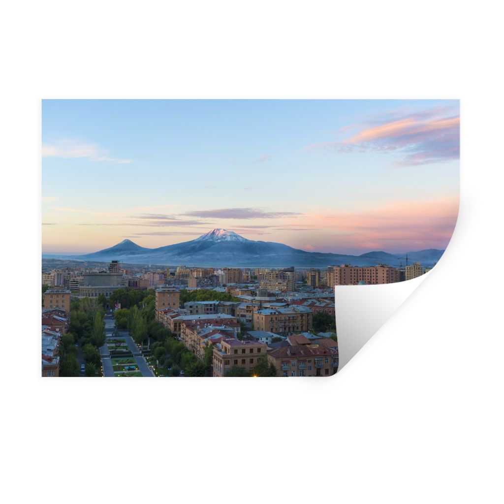 MuchoWow Wandtattoo Wandsticker Wandaufkleber Die Skyline von Eriwan mit dem Ararat im Hintergrund 90x60 cm Selbstklebend und Repositionierbar - ...