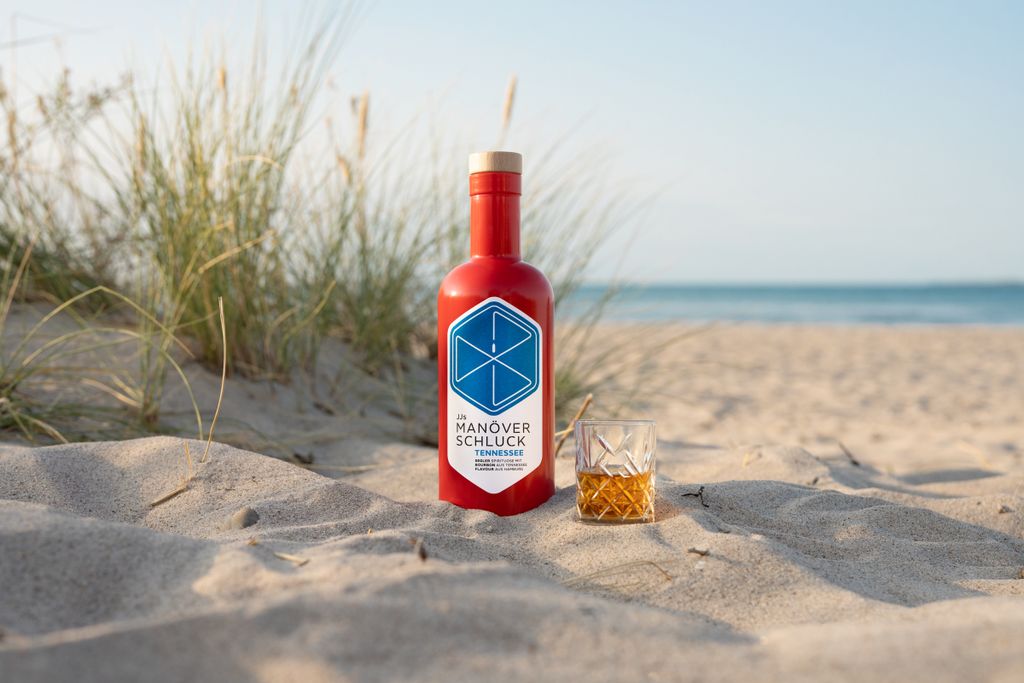 JJs Manöverschluck Tennessee - Weichmütiger Bourbon & Produktbild 2