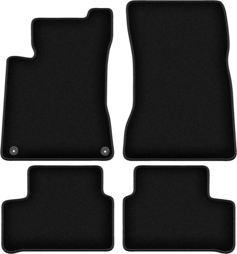 Set Tappetini in Velluto su Misura per Mercedes B W247 dal 2018 Neri