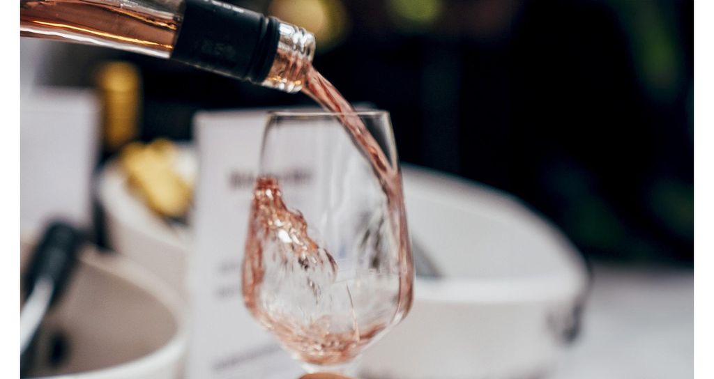 Jochen Schweizer Weinseminar für Einsteiger Markt Nordheim; Erlebnis verschenken oder selbst erleben; Gutschein gültig für 1 Person Gruppengrö...