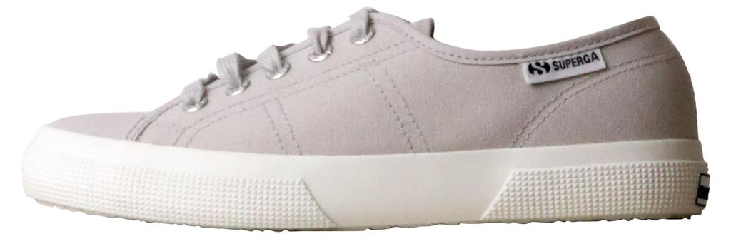 Niedrige Schnürsenkel Sneakers 3750 Leggera