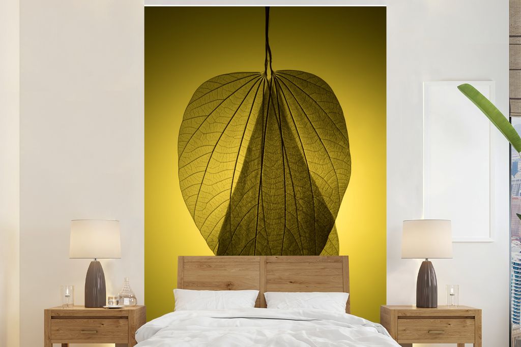 MuchoWow Fototapete für Wohnzimmer oder Schlafzimmer Wandtapete Vinyl Motivtapete Skelett mehrerer botanischer Blätter auf gelbem Hintergrund -...