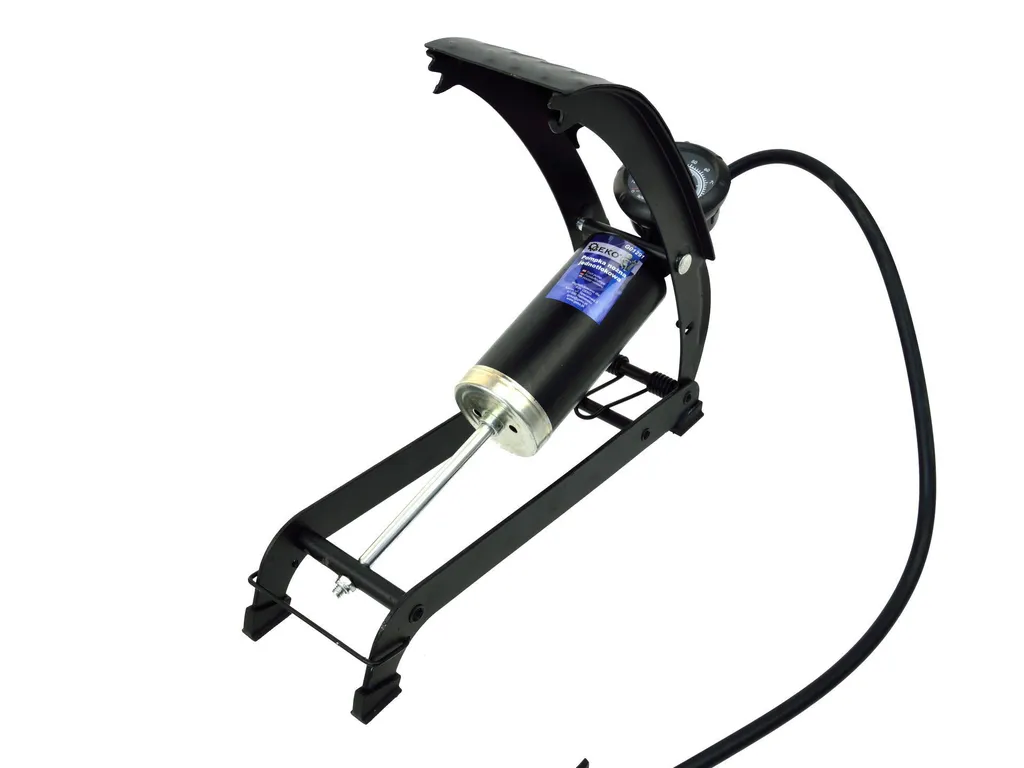 Gonfleur à pied piston unique haute précision avec manomètre intégré - 3