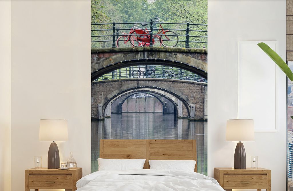 MuchoWow Fototapete für Wohnzimmer oder Schlafzimmer Wandtapete Vinyl Motivtapete Rote Fahrräder auf den Grachten von Amsterdam - 120x240 cm - ...