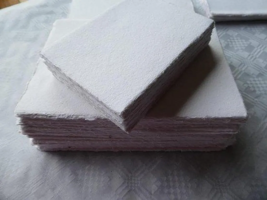 Support papier aquarelle A6 en linters de coton et papier blanc artisanal