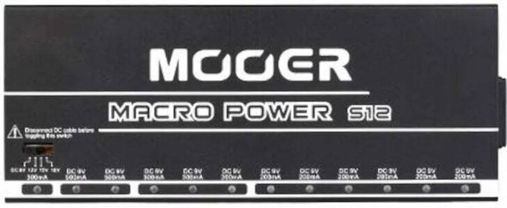 Alimentation isolée MOOER Macro Power S12 pour pédales d'effets guitare