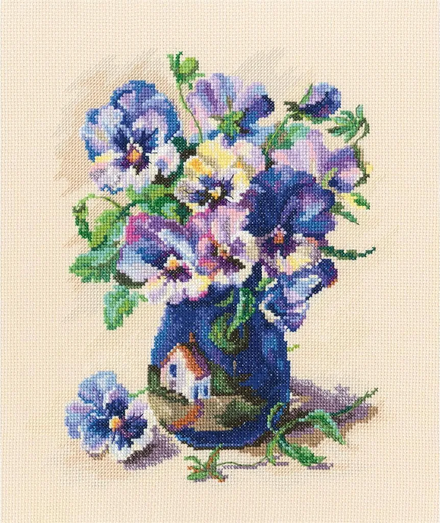 Broderie point de croix compté motif fleurs et vase en céramique M719