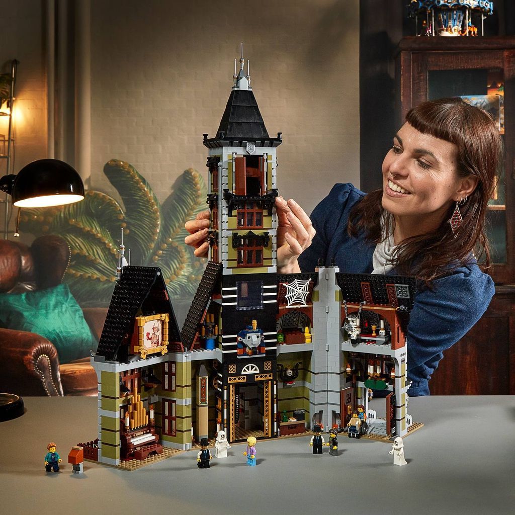LEGO® Creator Expert 10273 Maison hantée à la foire Image du produit 