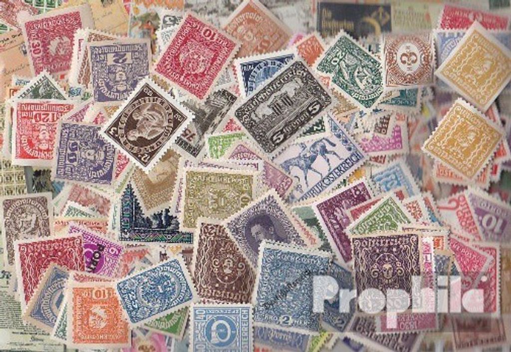 Briefmarken Österreich 300 verschiedene Marken postfrisch