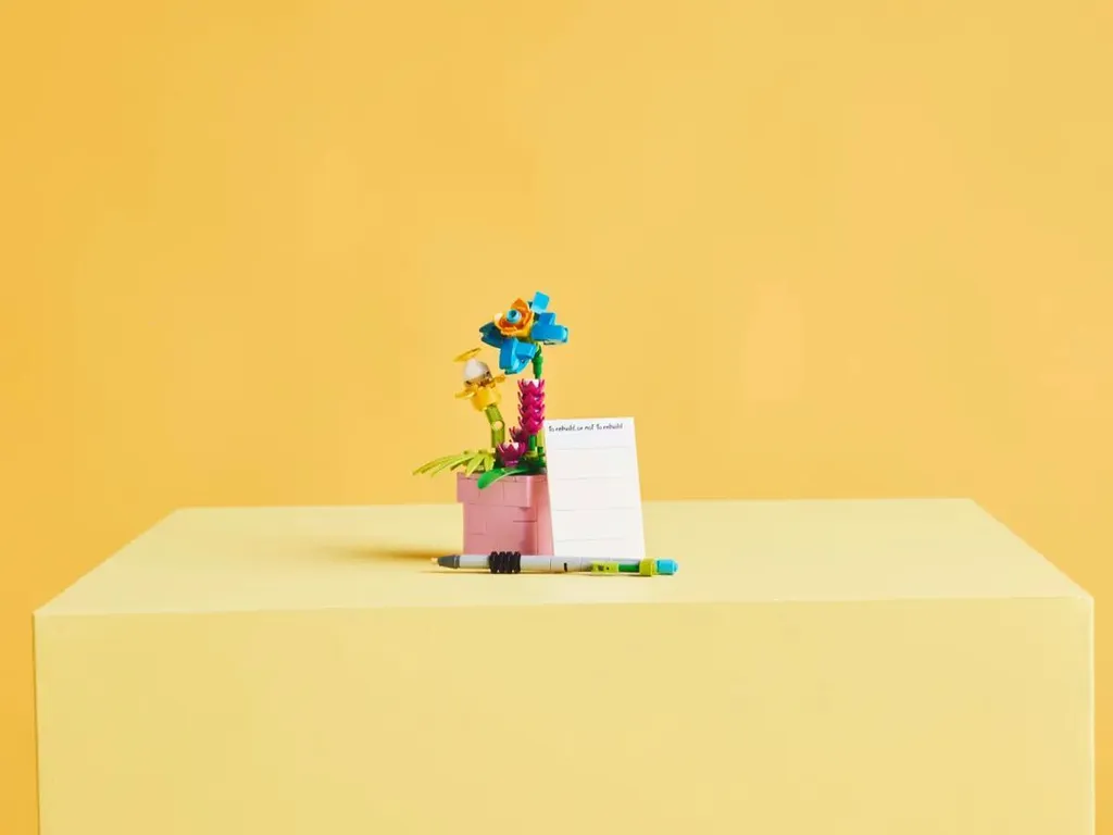 Machine à écrire LEGO Creator 31169 avec fleurs, objet de collection rétro - 35