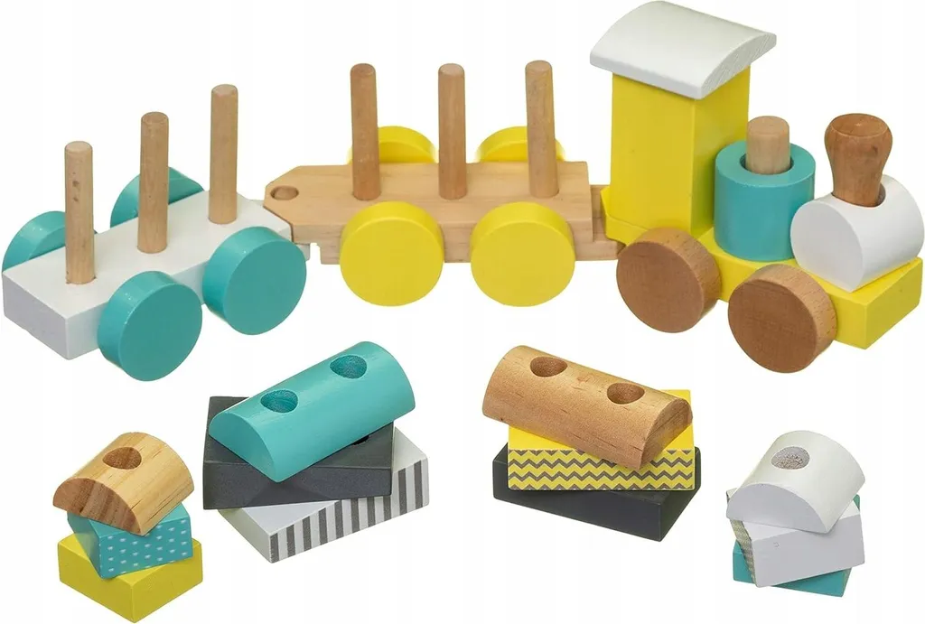 Petit train en bois multicolore pour stimuler la motricité fine bébé