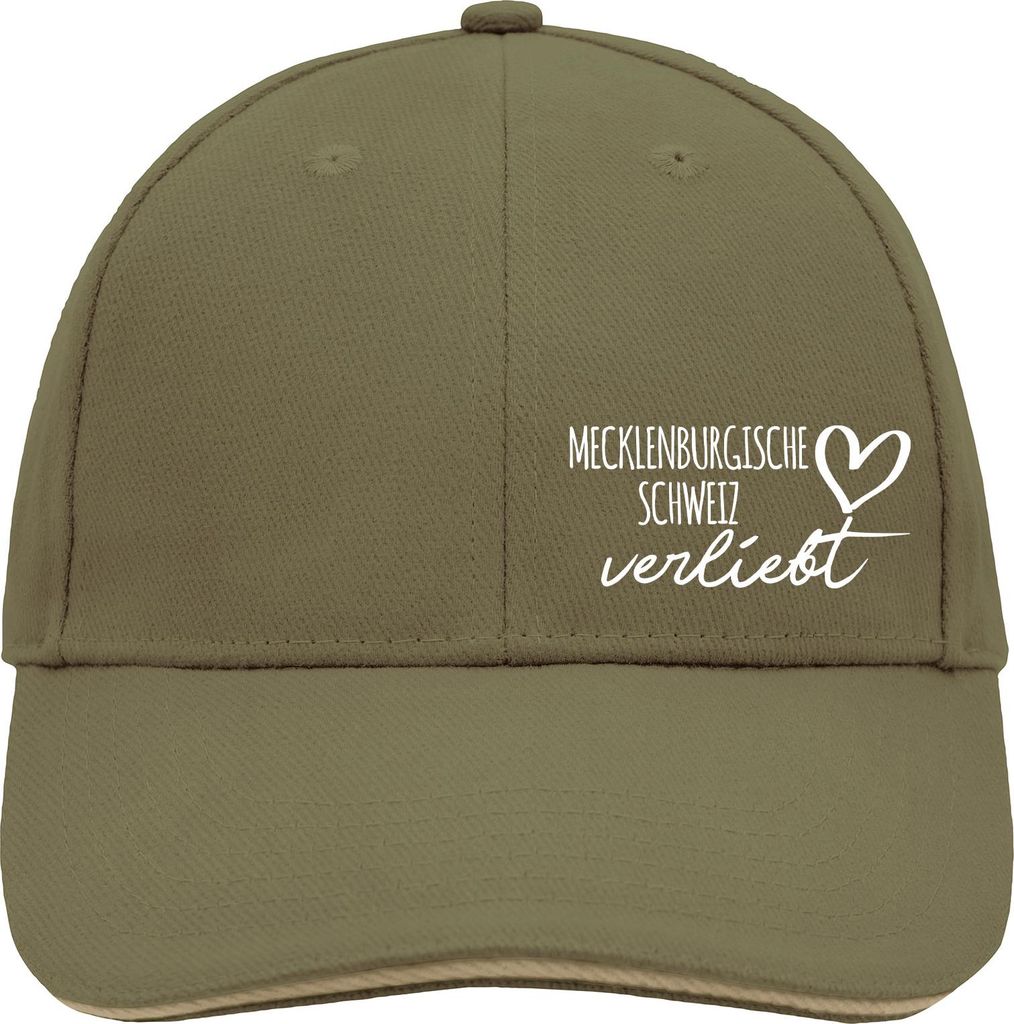 Huuraa Cappy Mütze Mecklenburgische Schweiz verliebt Olive/Beige Baumwolle 6-Panel Kappe Geschenkidee