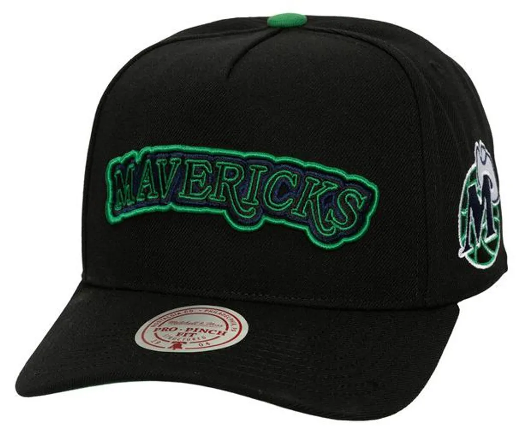 Casquette NBA Dallas Mavericks Noire - Modèle Class Act Pro Snapback M&N