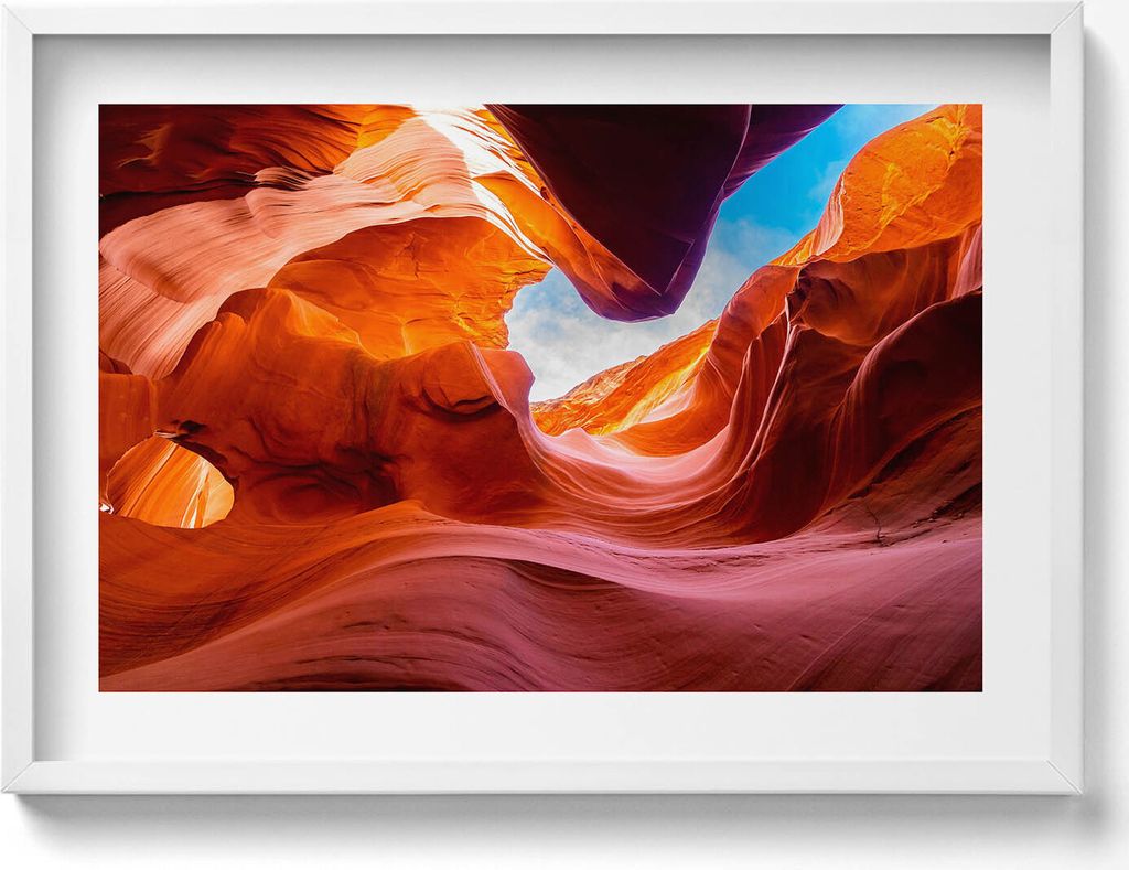Canyon-Felsenlandschaft– Wandbild mit Rahmen – Gerahmtes Bild – Wanddekoration – 70x50 cm – Weiß Rahmen