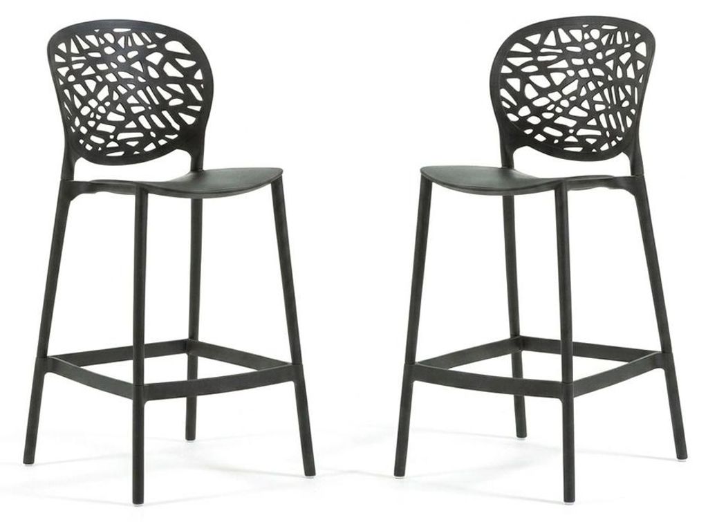 Set mit 2 hohen stapelbaren Outdoor-Barhockern aus Polypropylen mit Glasfaser durchbrochene Rückenlehne Fußstütze für Garten Bar Küche Terrass...