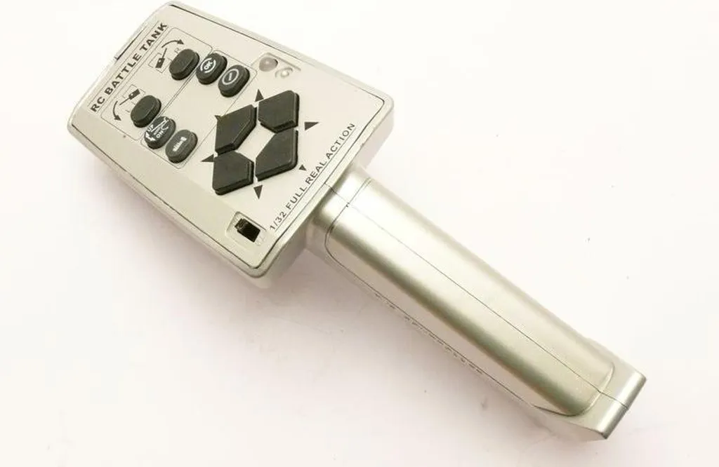Télécommande de Remplacement 27 MHz 41-002 pour Modélisme Char 3841-1